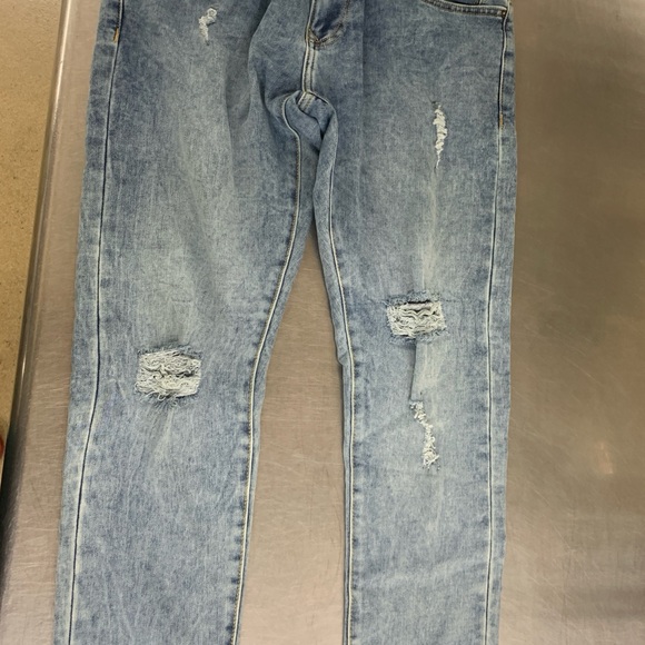 Zara Light Blue Denim Jeans - Picture 1 of 3